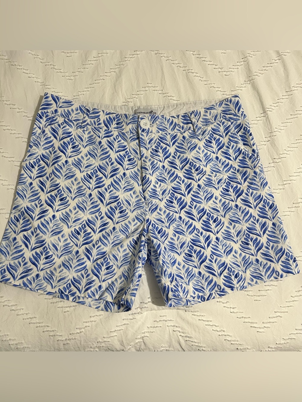 Caribbean Joe Women’s Tropical Shorts Floral Casual Blue White Stretch Size 6